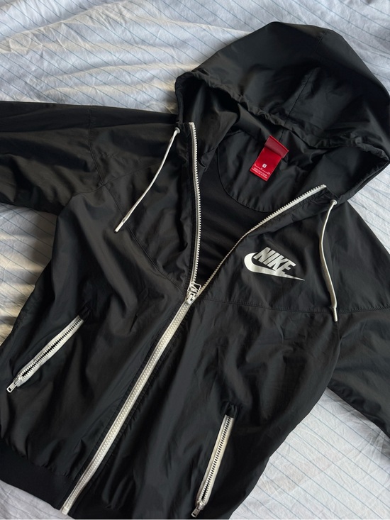 Nike Jackets & Blazers - Nike Black Hooded Jacket with White Accents and Red Tag